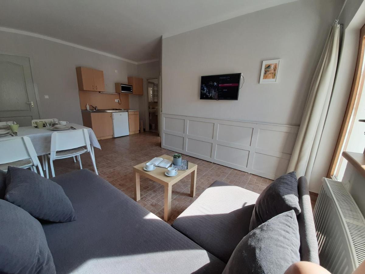 Apartament Familia Apartmanhaz Keszthely Zewnętrze zdjęcie